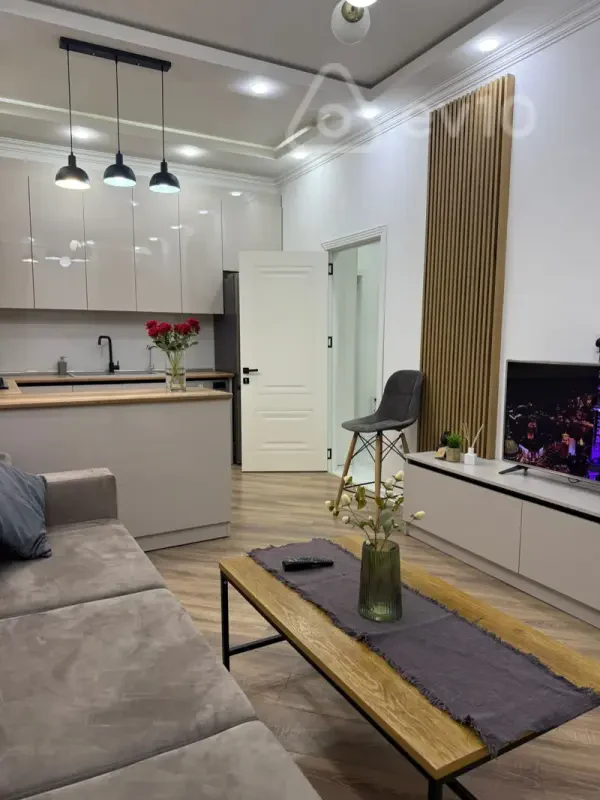 Kirayə verilir 2 otaqlı yeni tikili 65 m²