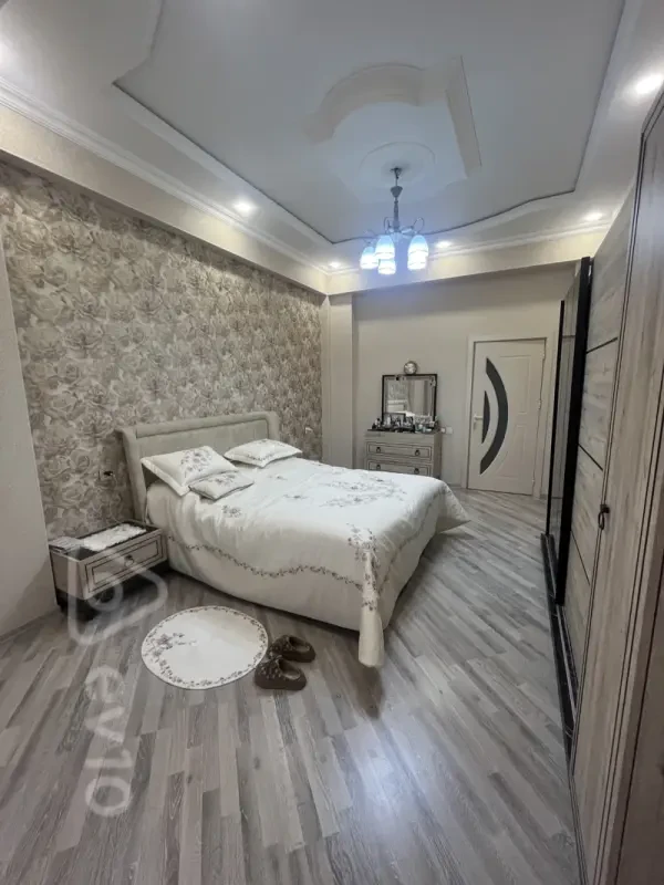 Kirayə verilir 2 otaqlı yeni tikili 110 m²