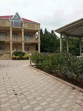 Kirayə verilir 5 otaqlı həyət evi 300 m² — Bakı, Abşeron 5 otaq 300.00 m²