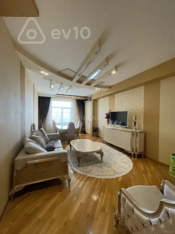 Satılır 3 otaqlı yeni tikili 107 m²
