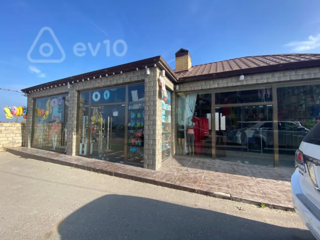 Satılır mənzil 250 m²