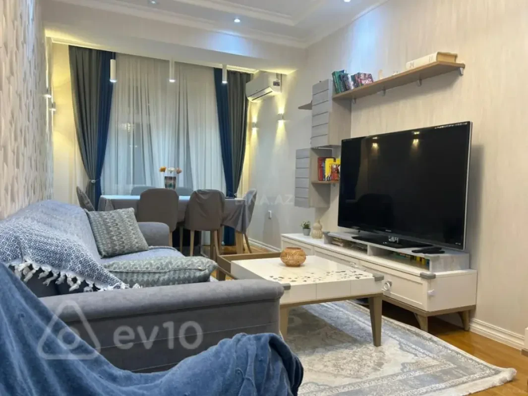 Kirayə verilir 2 otaqlı yeni tikili 80 m²
