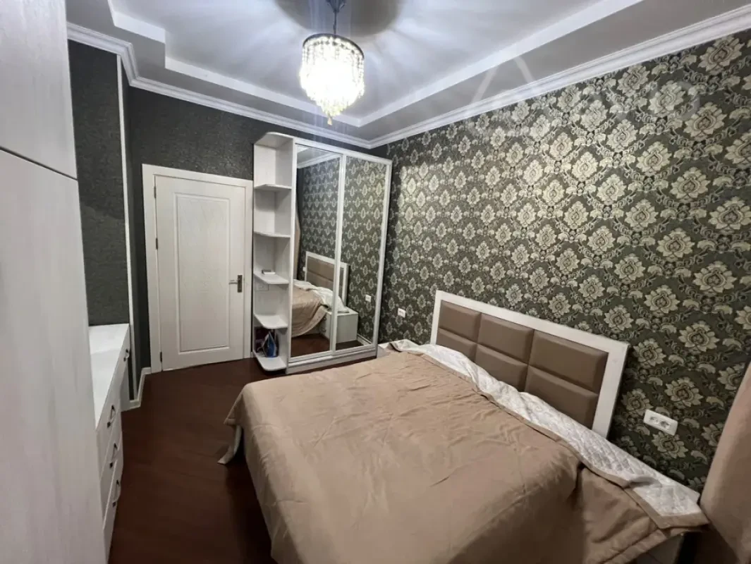Kirayə verilir 2 otaqlı yeni tikili 70 m²
