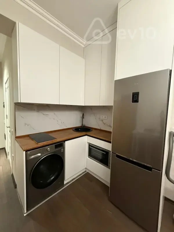 Kirayə verilir 1 otaqlı yeni tikili 40 m²