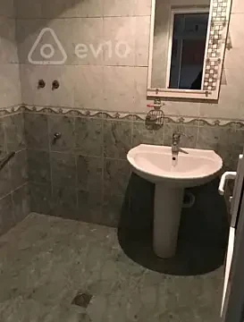 Kirayə verilir 3 otaqlı köhnə tikili 65 m² — Bakı, Yasamal 3 otaq 65.00 m²
