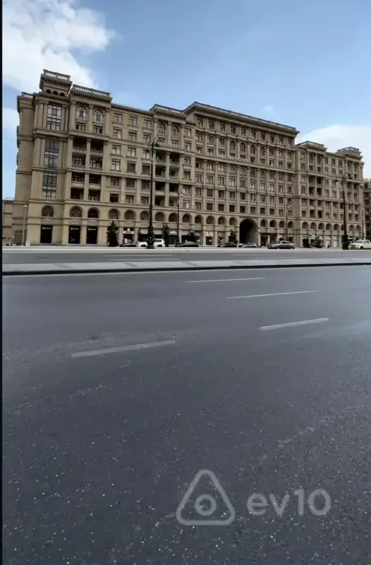 Satılır 3 otaqlı yeni tikili 103 m²