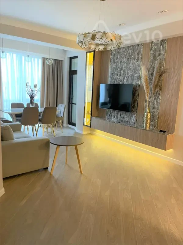Kirayə verilir 3 otaqlı yeni tikili 120 m²