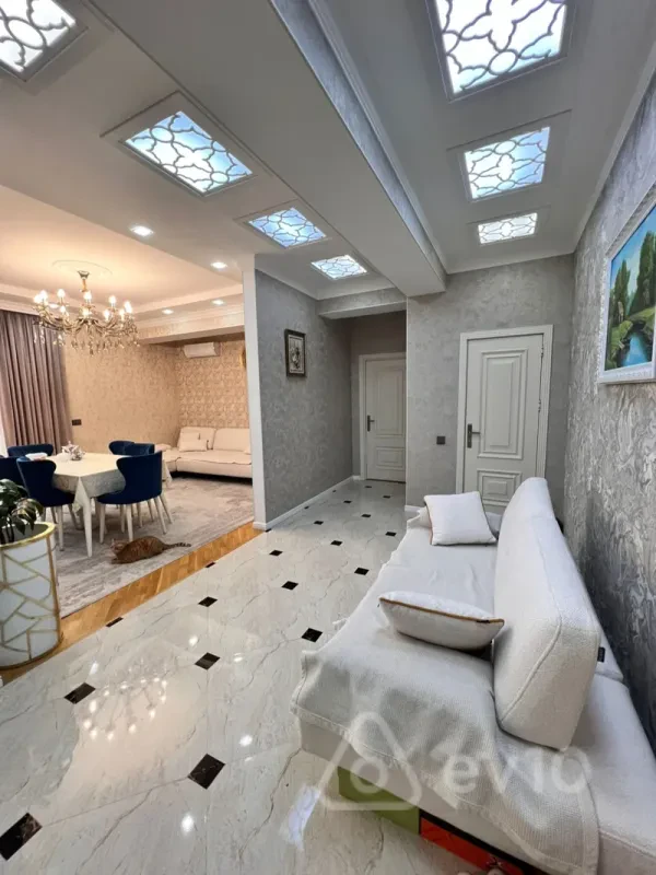 Satılır 3 otaqlı yeni tikili 95 m²