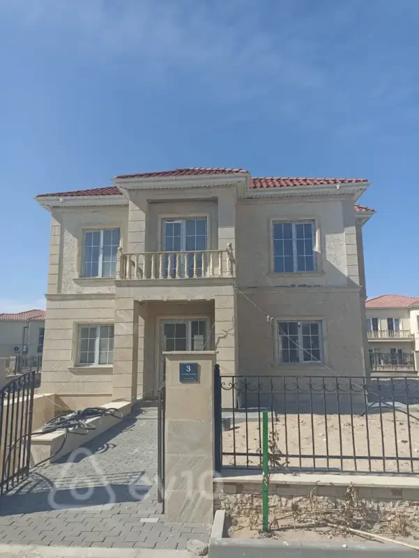 Satılır 4 otaqlı həyət evi 290 m²