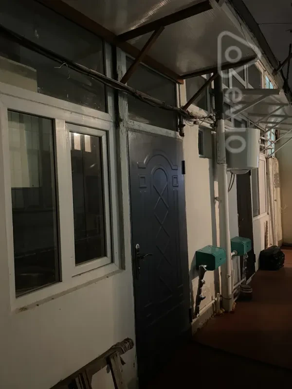 Satılır 2 otaqlı köhnə tikili 32 m²