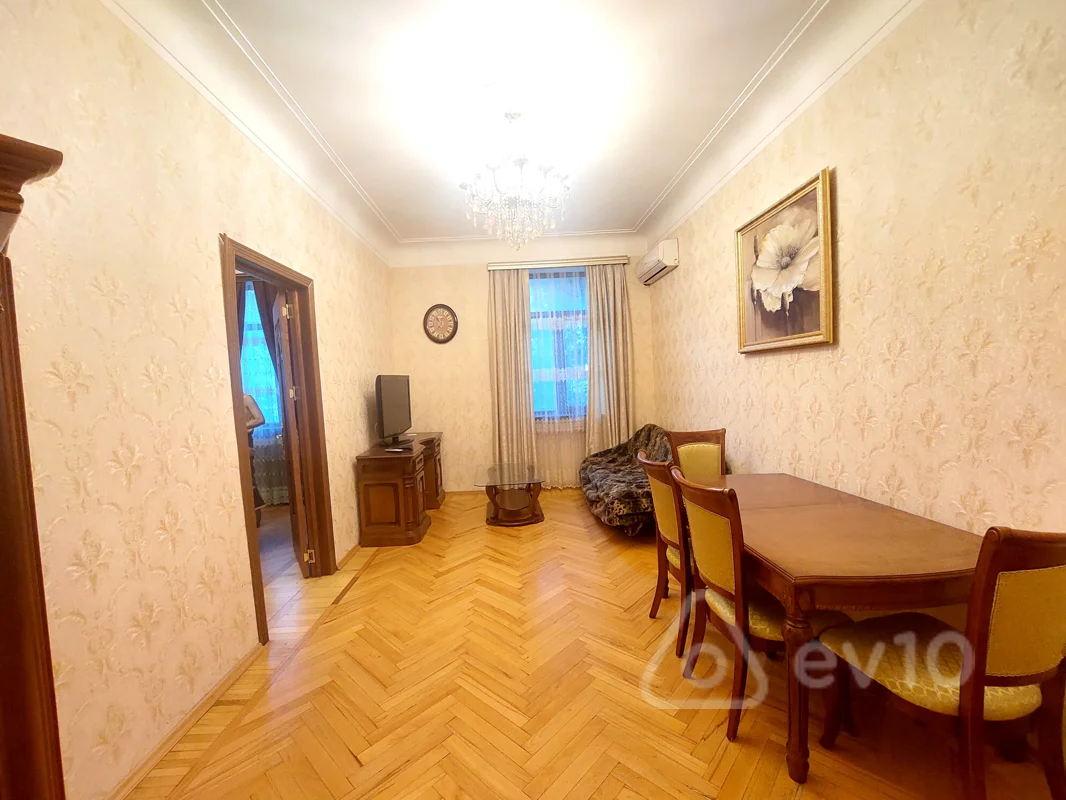 Kirayə verilir 2 otaqlı köhnə tikili 60 m² — Bakı, Nəsimi 2 otaq 60.00 m²