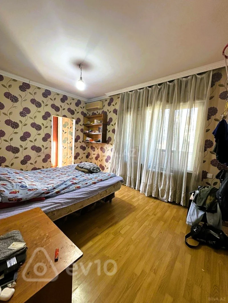 Kirayə verilir 3 otaqlı köhnə tikili 115 m² — Bakı, Yasamal 3 otaq 115.00 m²