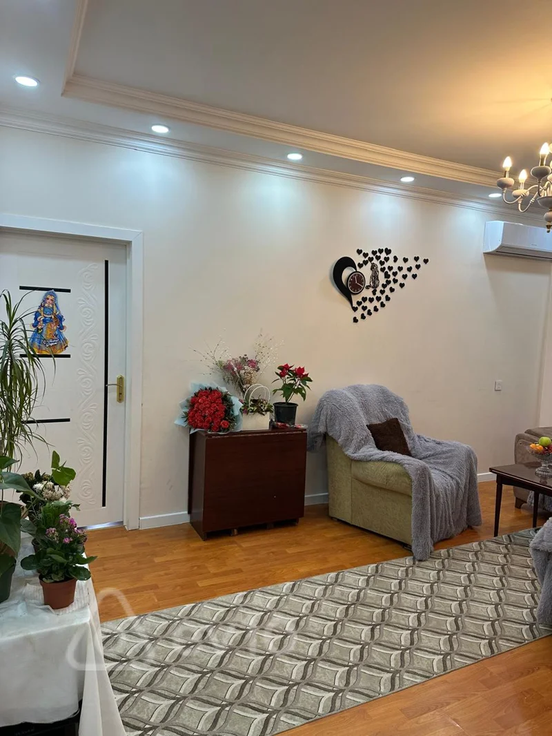 Kirayə verilir 2 otaqlı köhnə tikili 65 m² — Bakı, Yasamal 2 otaq 65.00 m²