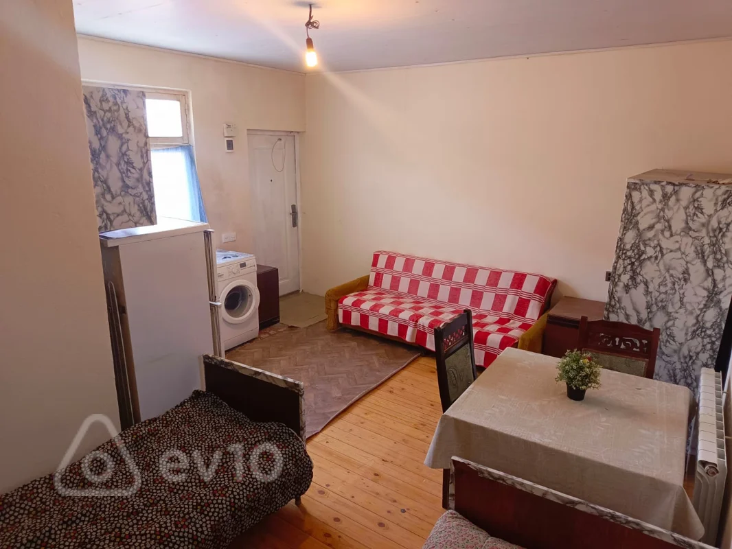 Kirayə verilir 1 otaqlı köhnə tikili 35 m² — Bakı, Binəqədi 1 otaq 35.00 m²