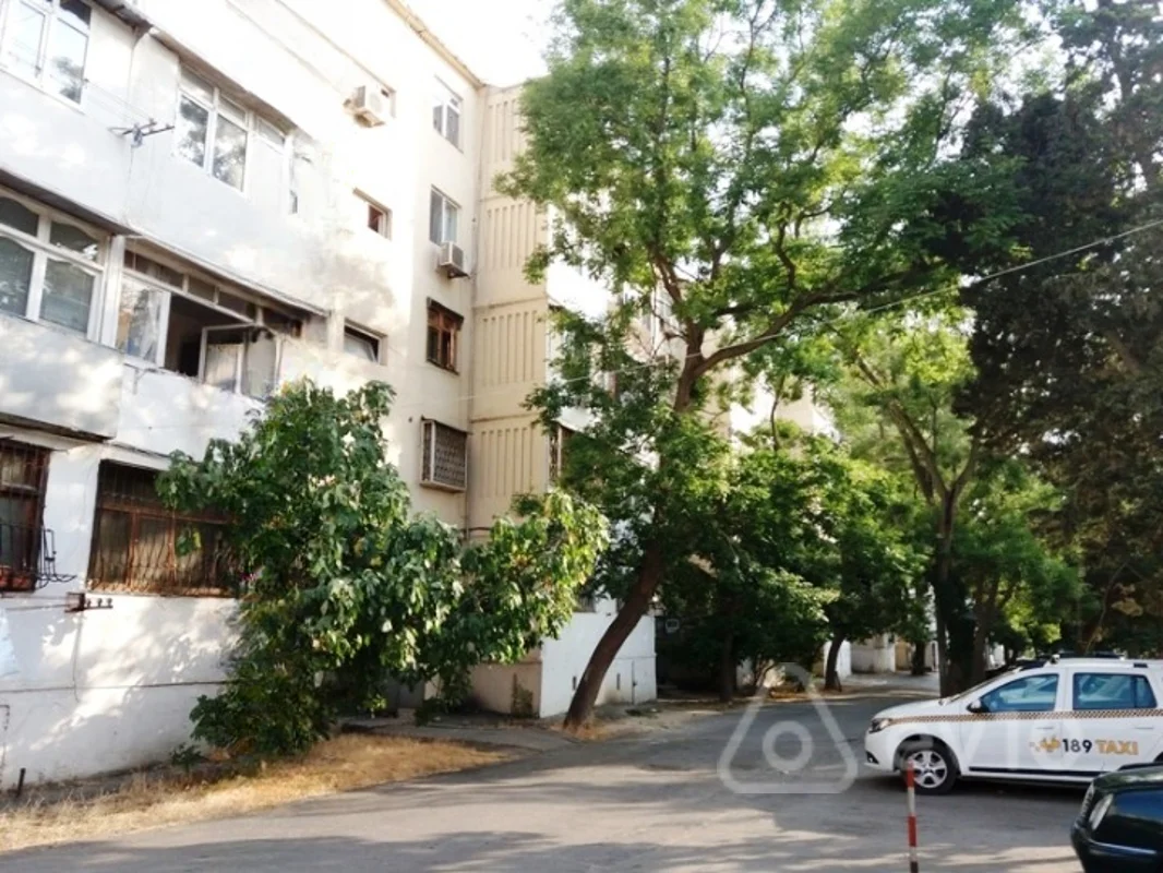 Satılır 2 otaqlı köhnə tikili 50 m² — Bakı, Nizami 2 otaq 50.00 m²