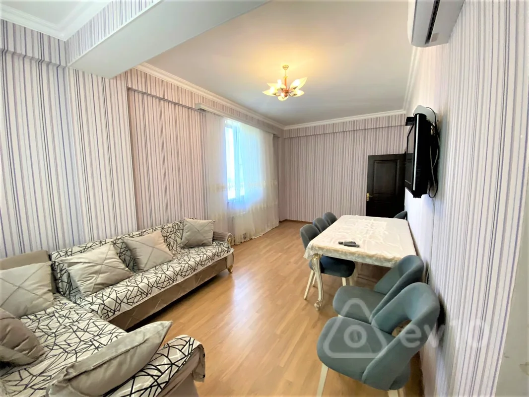 Kirayə verilir 2 otaqlı yeni tikili 80 m² — Bakı, Səbail 2 otaq 80.00 m²