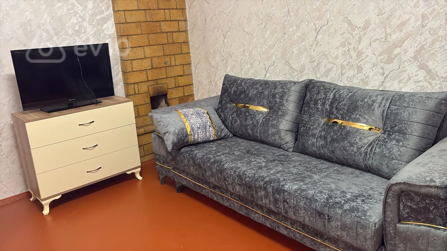 Kirayə verilir 2 otaqlı köhnə tikili 45 m² — Bakı, Nərimanov 2 otaq 45.00 m²