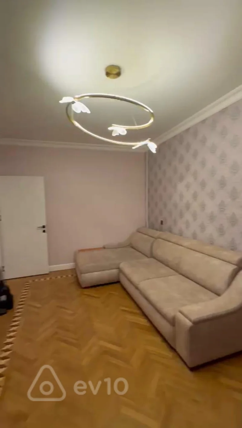 Kirayə verilir 2 otaqlı köhnə tikili 50 m² — Bakı, Binəqədi 2 otaq 50.00 m²