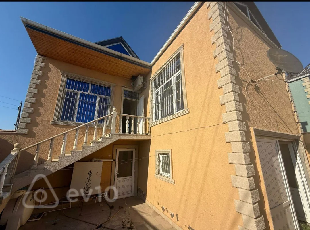 Satılır 3 otaqlı həyət evi 140 m² — Bakı, Binəqədi 3 otaq 140.00 m²
