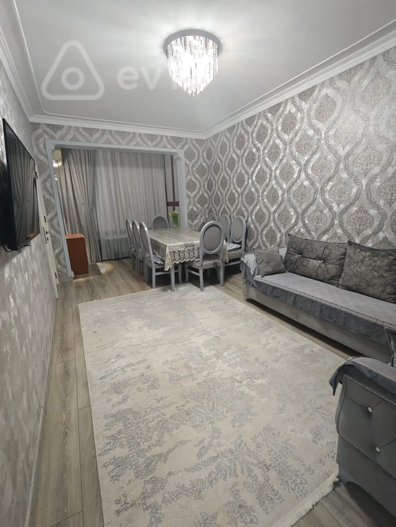 Satılır 3 otaqlı köhnə tikili 70 m² — Bakı, Nəsimi 3 otaq 70.00 m²