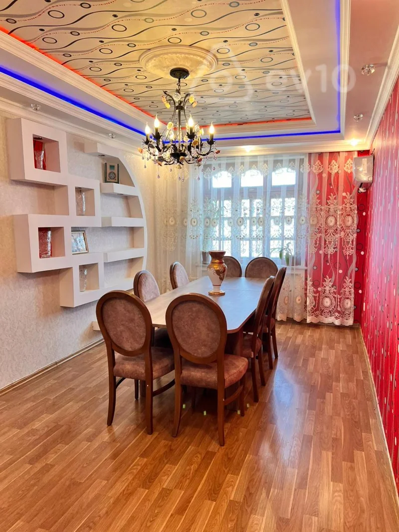 Satılır 5 otaqlı köhnə tikili 120 m² — Bakı, Suraxanı 5 otaq 120.00 m²