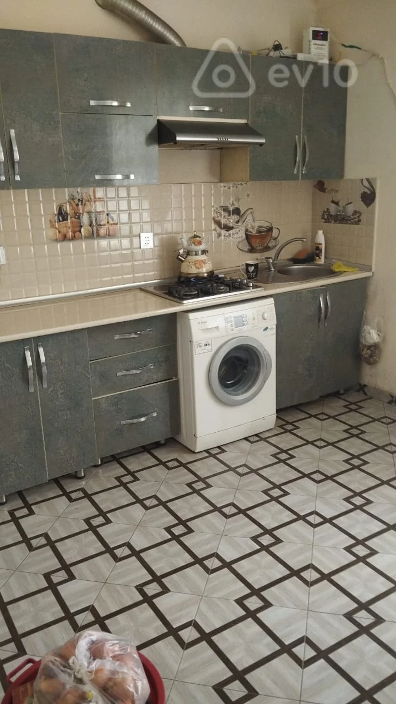 Kirayə verilir 3 otaqlı köhnə tikili 65 m² — Bakı, Binəqədi 3 otaq 65.00 m²