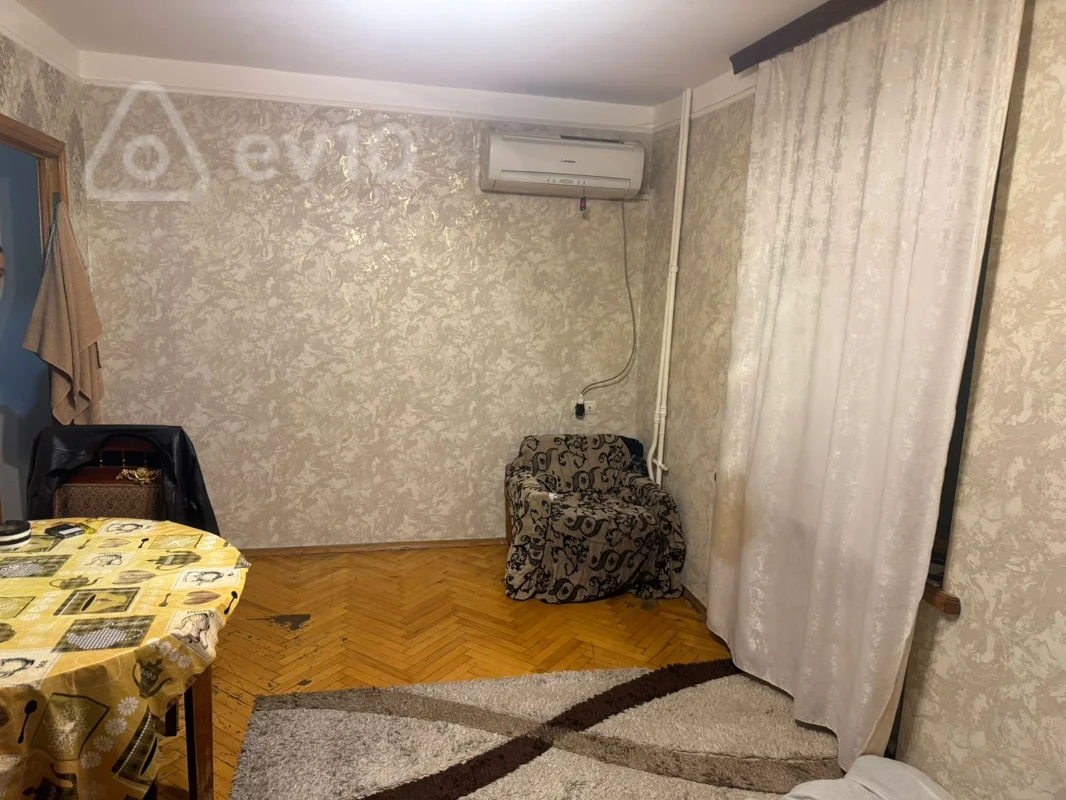 Kirayə verilir 1 otaqlı köhnə tikili 30 m² — Bakı, Yasamal 1 otaq 30.00 m²