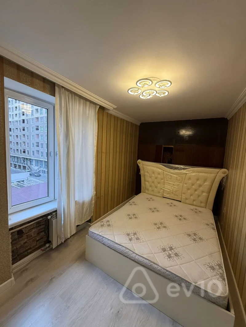 Kirayə verilir 2 otaqlı köhnə tikili 53 m² — Bakı, Yasamal 2 otaq 53.00 m²