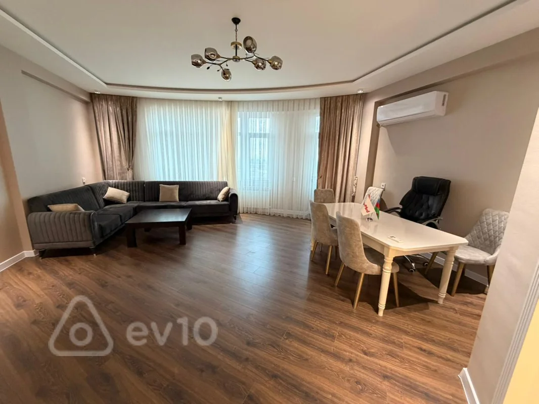 Kirayə verilir 2 otaqlı yeni tikili 80 m² — Gəncə 2 otaq 80.00 m²
