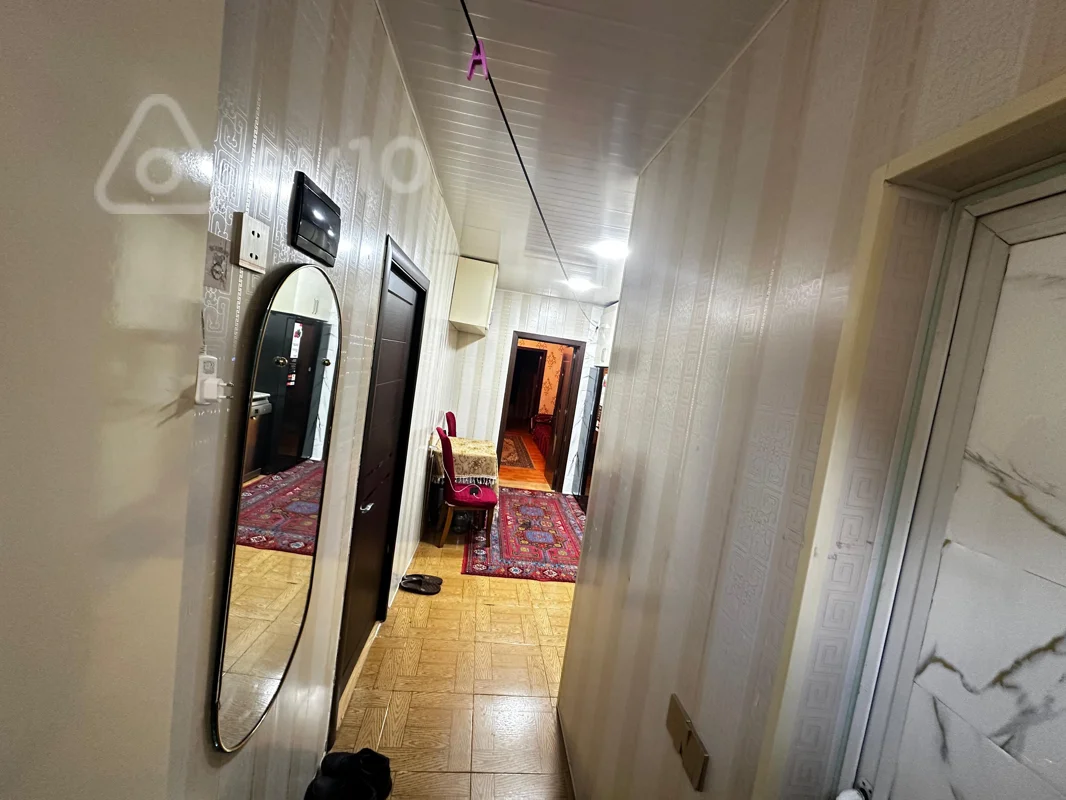 Satılır 4 otaqlı köhnə tikili 100 m² — Bakı, Yasamal 4 otaq 100.00 m²