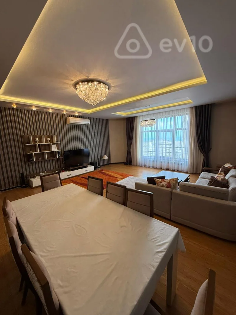 Kirayə verilir 3 otaqlı yeni tikili 160 m² — Bakı, Yasamal 3 otaq 160.00 m²