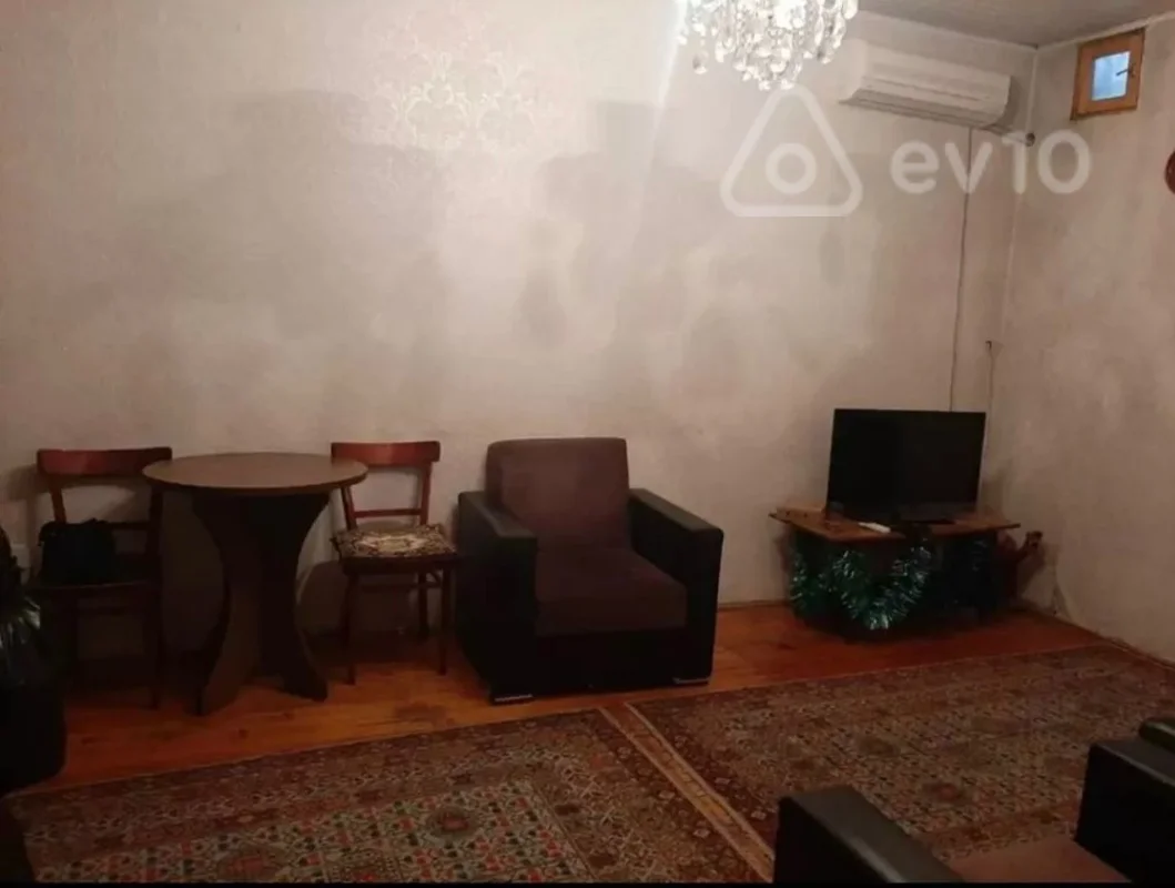 Kirayə verilir 2 otaqlı həyət evi 45 m² — Bakı, Nərimanov 2 otaq 45.00 m²