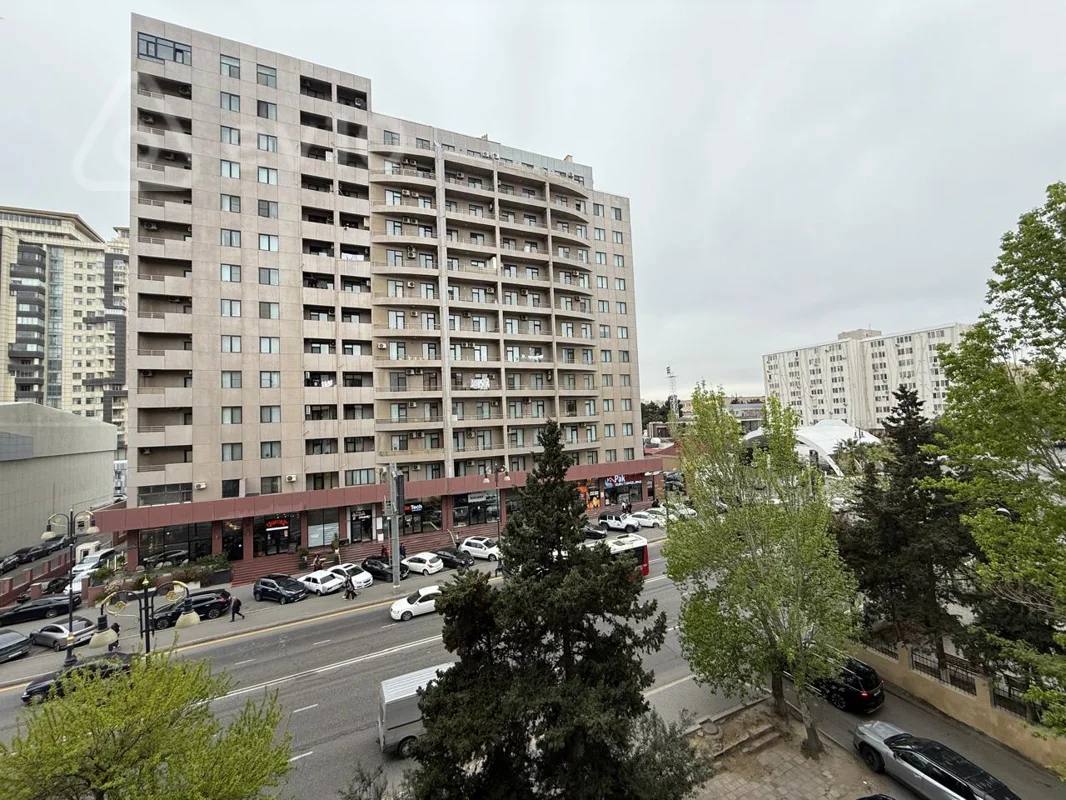 Satılır 2 otaqlı köhnə tikili 65 m² — Bakı, Nərimanov 2 otaq 65.00 m²