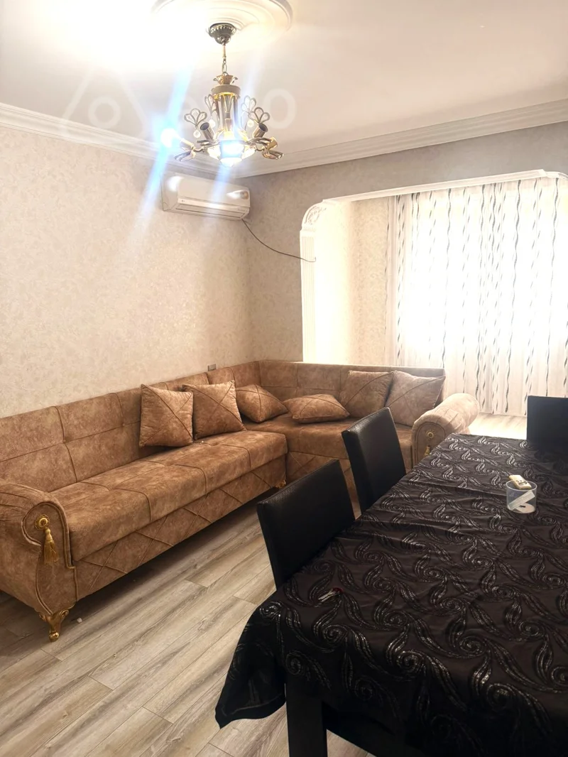 Kirayə verilir 2 otaqlı köhnə tikili 65 m² — Bakı, Nizami 2 otaq 65.00 m²