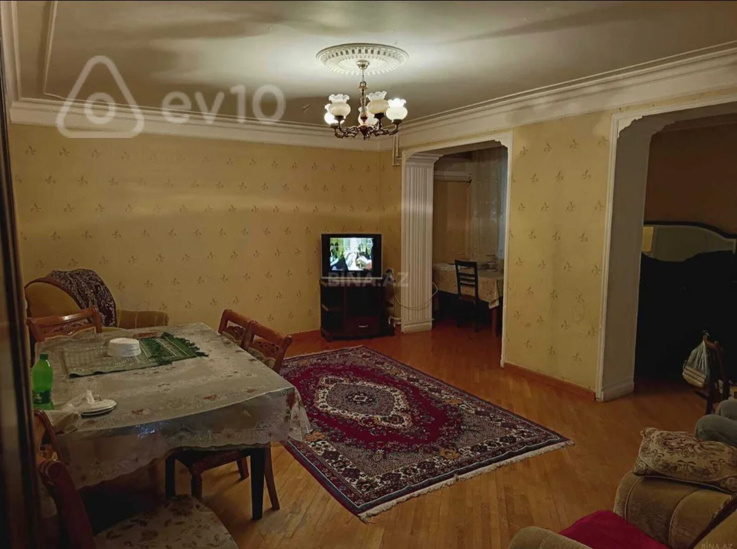 Satılır 3 otaqlı köhnə tikili 100 m² — Bakı, Səbail 3 otaq 100.00 m²