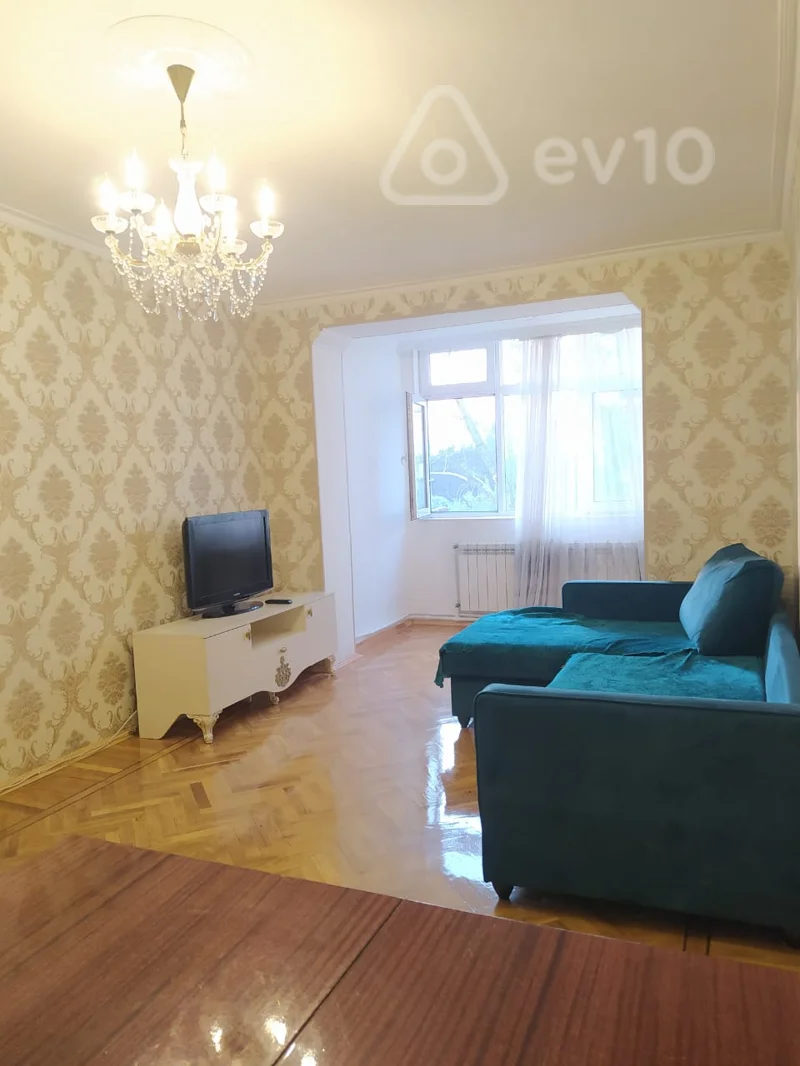 Kirayə verilir 2 otaqlı köhnə tikili 45 m² — Bakı, Nizami 2 otaq 45.00 m²