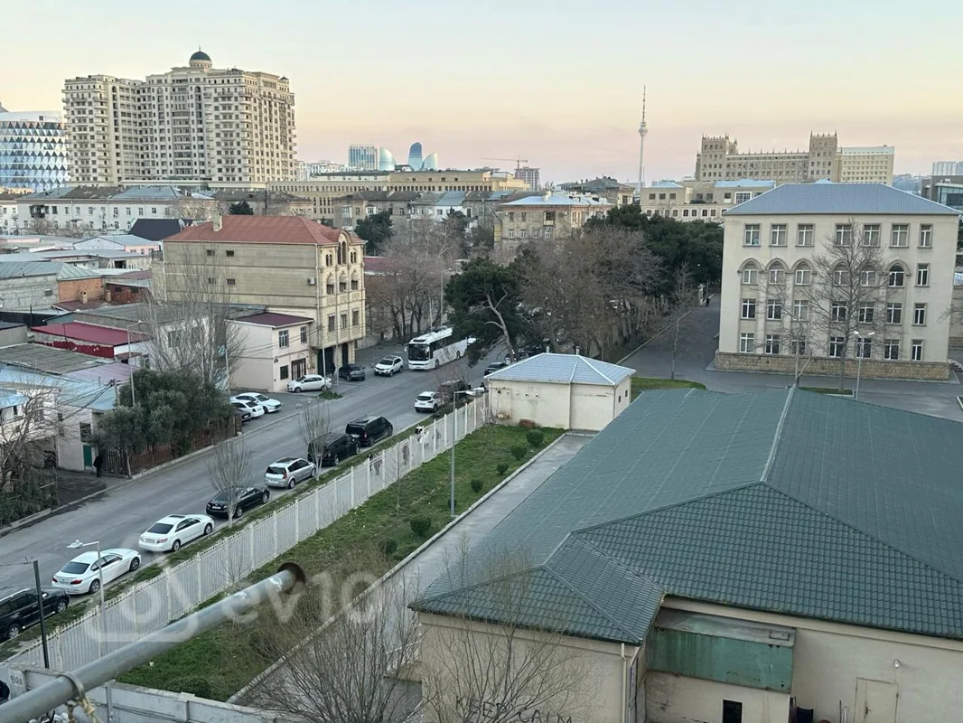 Kirayə verilir 3 otaqlı köhnə tikili 78 m² — Bakı, Yasamal 3 otaq 78.00 m²