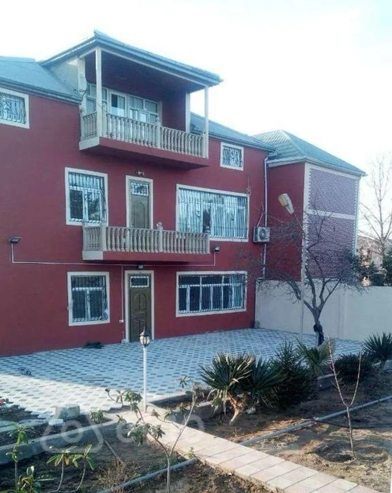 Kirayə verilir 11 otaqlı həyət evi 540 m² — Bakı, Abşeron 11 otaq 540.00 m²