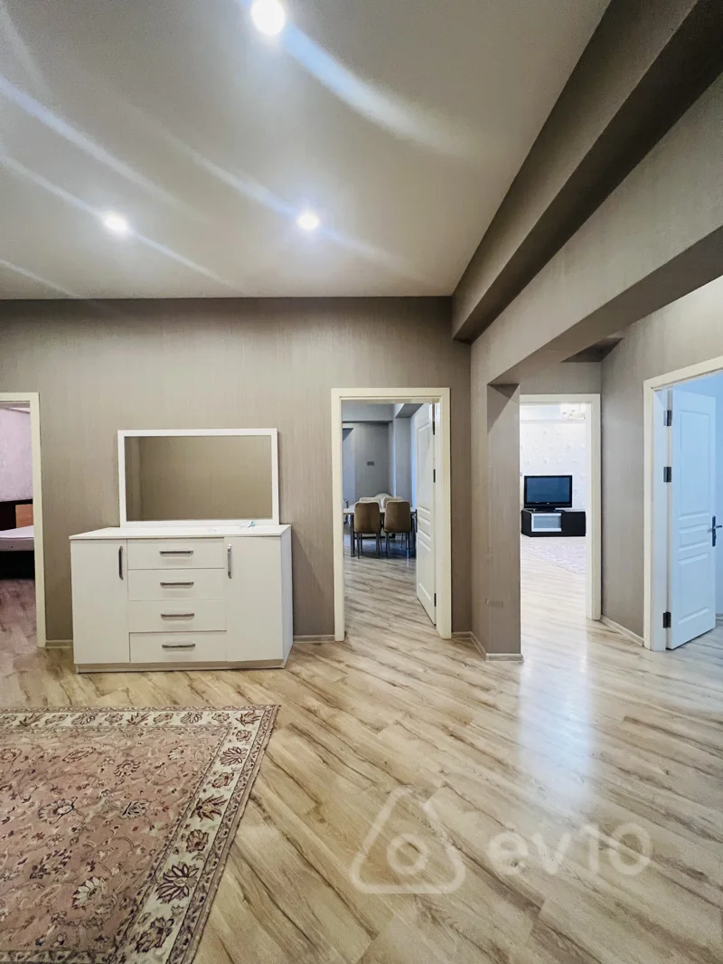 Kirayə verilir 3 otaqlı yeni tikili 130 m² — Bakı, Nərimanov 3 otaq 130.00 m²