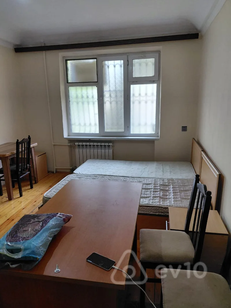 Kirayə verilir 1 otaqlı köhnə tikili 35 m² — Bakı, Nizami 1 otaq 35.00 m²