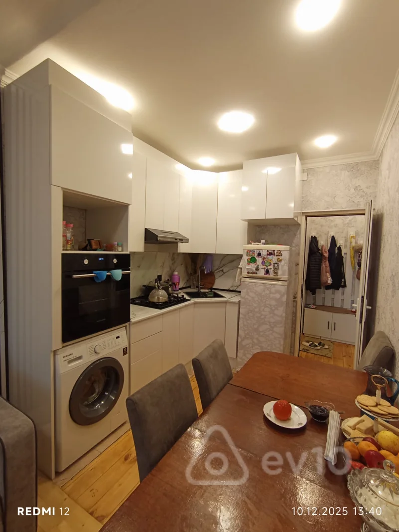 Satılır 3 otaqlı köhnə tikili 50 m² — Bakı, Xəzər 3 otaq 50.00 m²