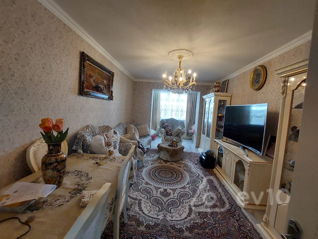 Kirayə verilir 3 otaqlı köhnə tikili 100 m² — Bakı, Nəsimi 3 otaq 100.00 m²