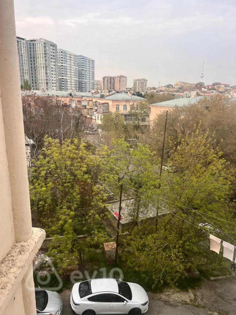Satılır 3 otaqlı köhnə tikili 64 m² — Bakı, Səbail 3 otaq 64.00 m²