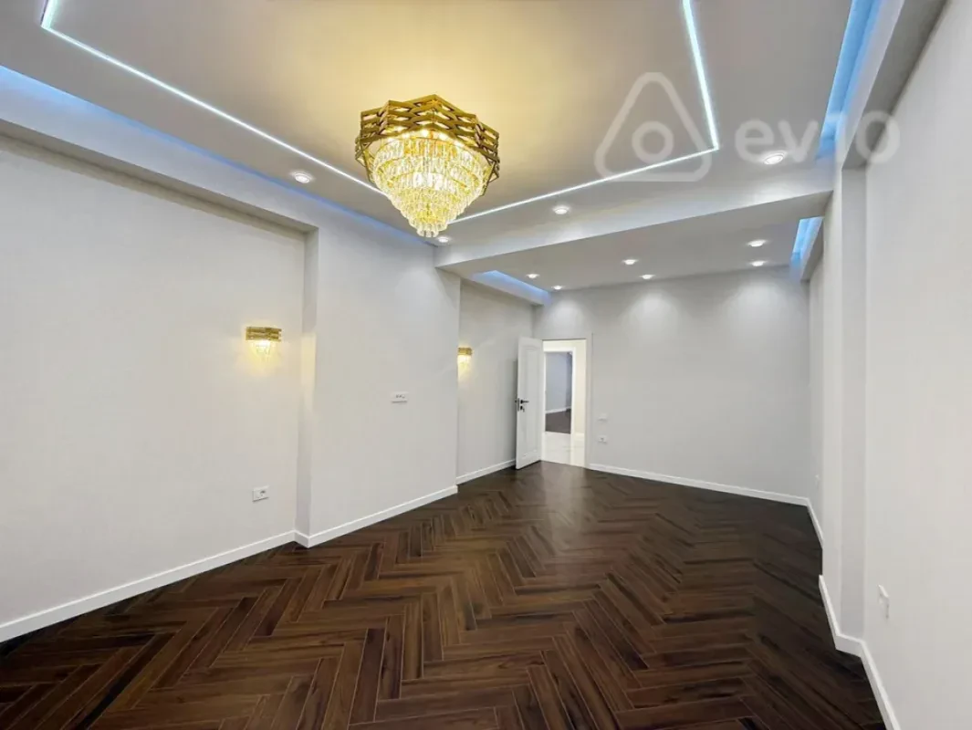 Satılır 3 otaqlı yeni tikili 138 m²