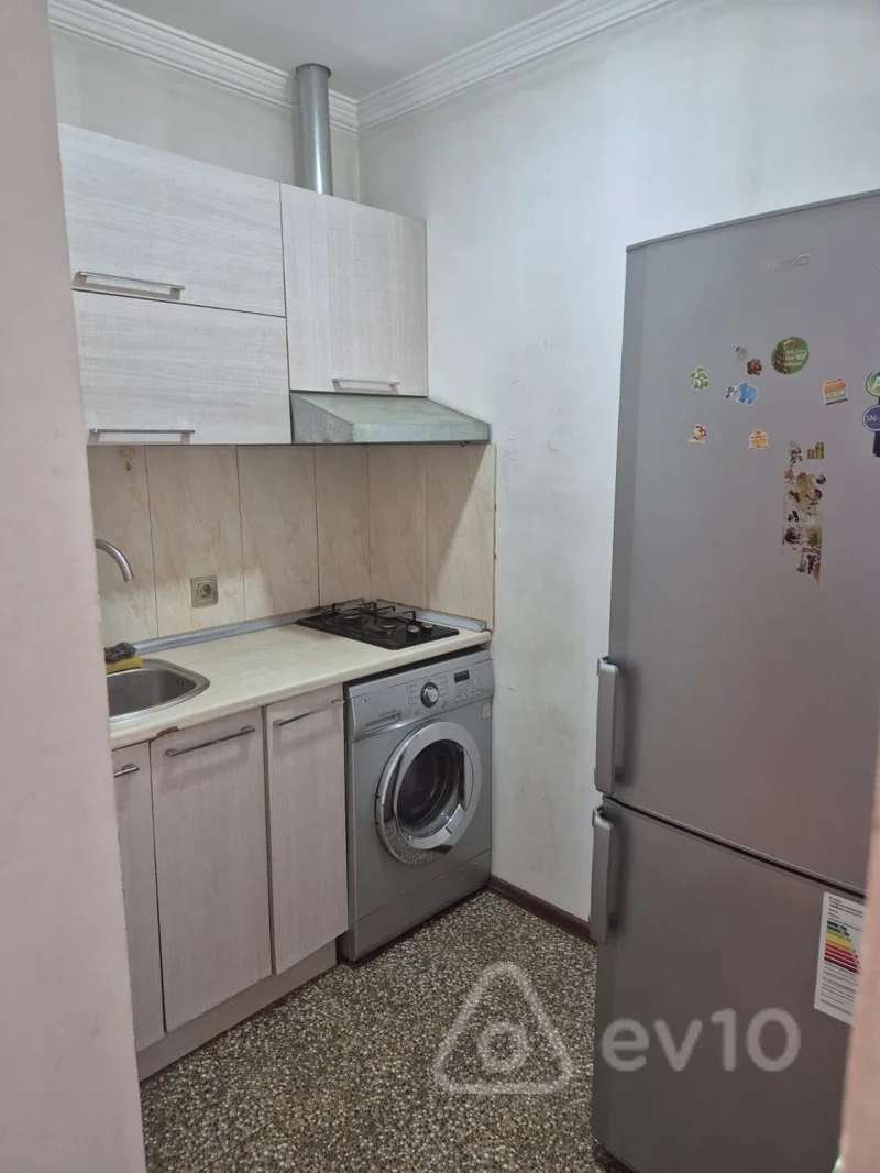 Kirayə verilir 2 otaqlı köhnə tikili 40 m² — Bakı, Yasamal 2 otaq 40.00 m²