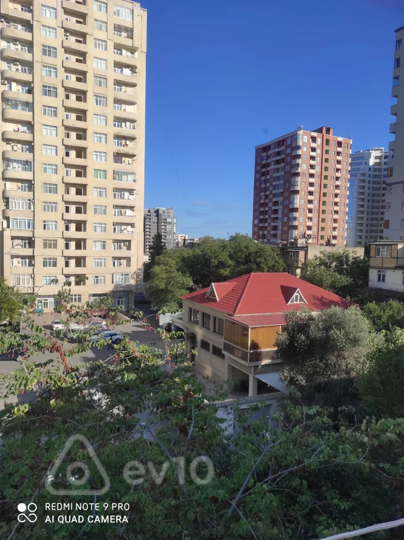 Kirayə verilir 1 otaqlı köhnə tikili 32 m² — Bakı, Yasamal 1 otaq 32.00 m²