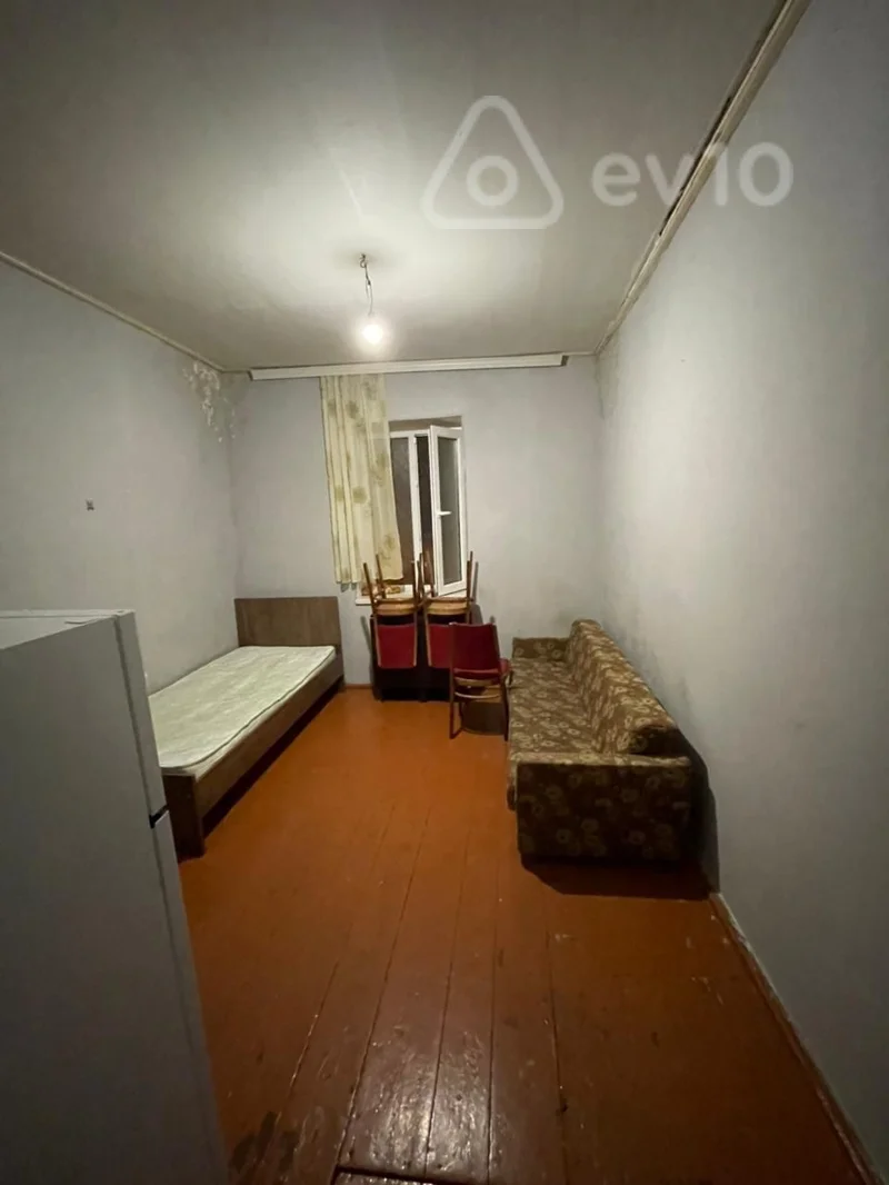 Kirayə verilir 1 otaqlı köhnə tikili 16 m² — Bakı, Səbail 1 otaq 16.00 m²