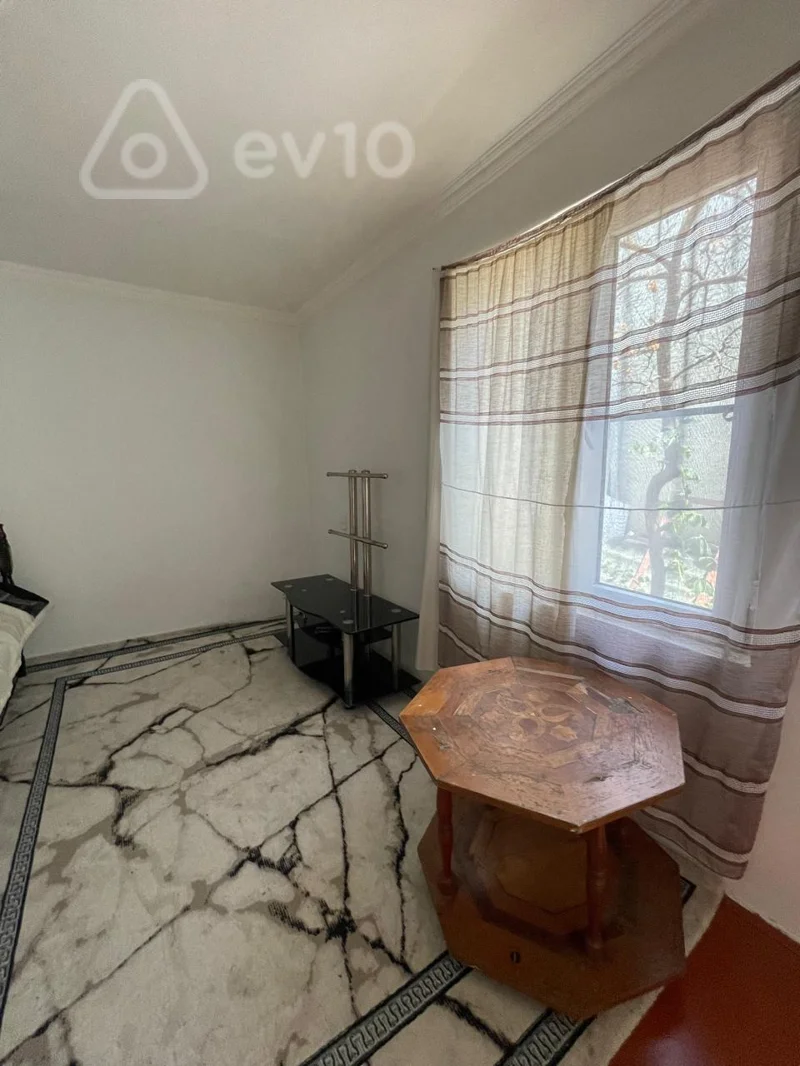 Kirayə verilir 1 otaqlı həyət evi 45 m² — Bakı, Binəqədi 1 otaq 45.00 m²