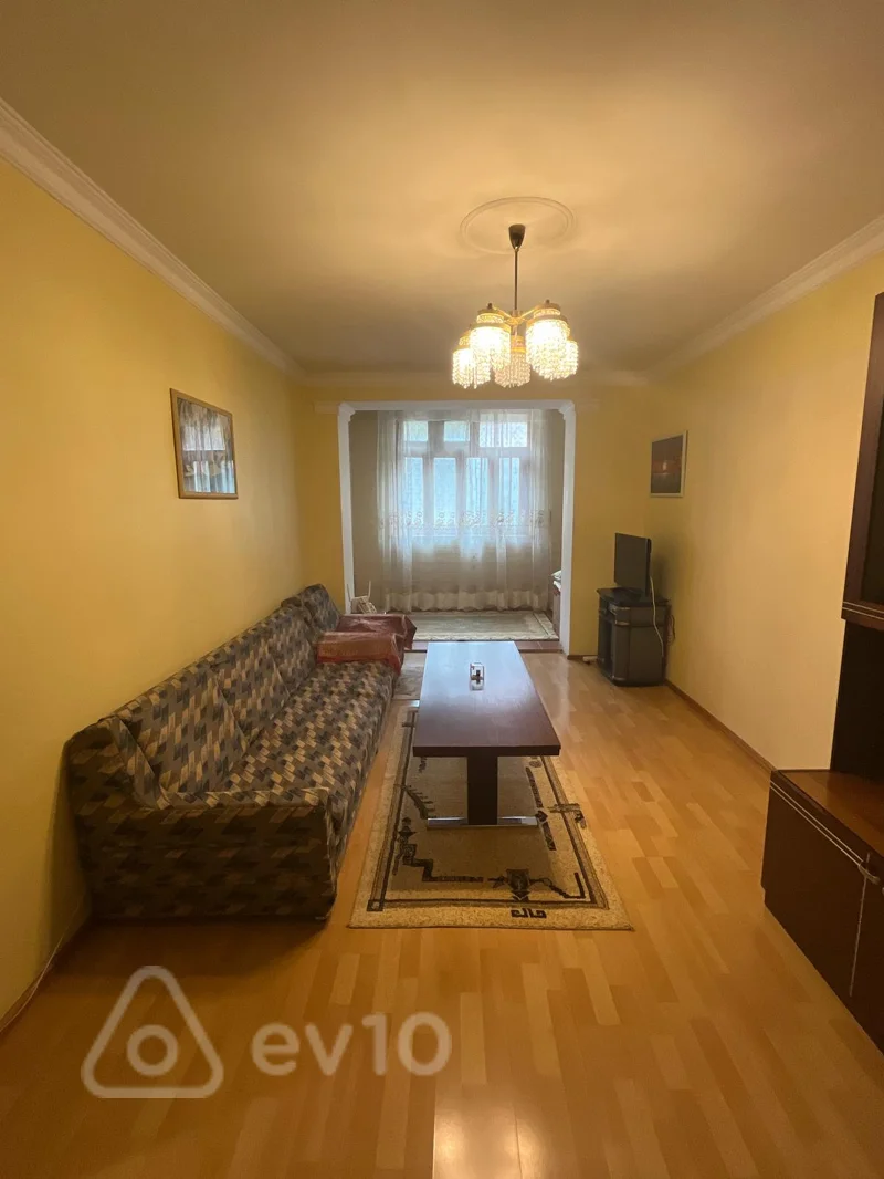 Satılır 2 otaqlı köhnə tikili 50 m² — Bakı, Nizami 2 otaq 50.00 m²