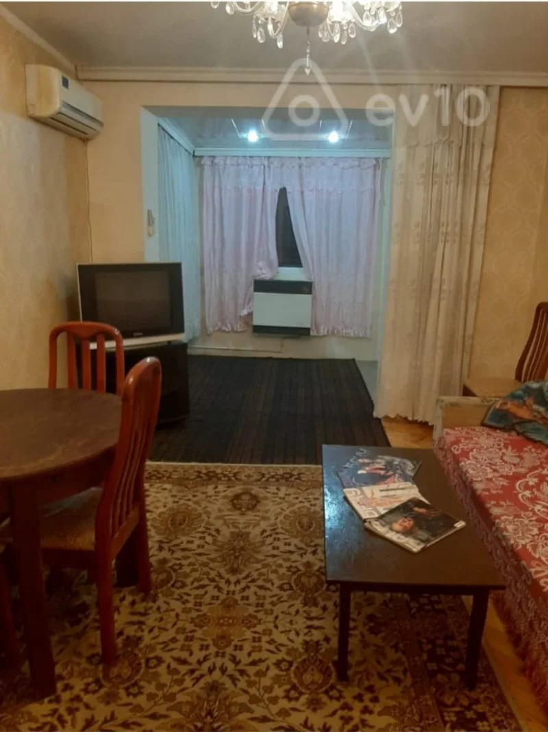 Kirayə verilir 2 otaqlı köhnə tikili 45 m² — Bakı, Yasamal 2 otaq 45.00 m²
